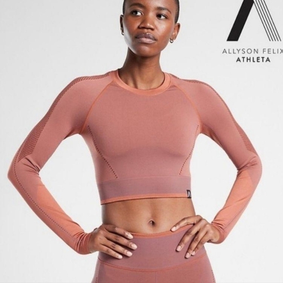 Athleta Tops - ❤️ ATHLETA ALLYSON FELIX X LEGEND SHINE CROP TOP, XS